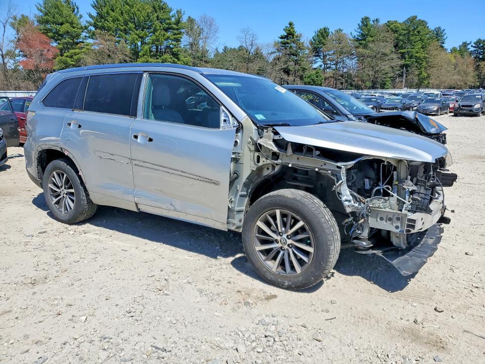 2018 Toyota Highlander xle