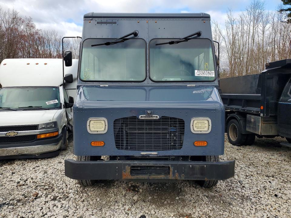 2021 Freightliner MT45 Chassis Delivery Truck