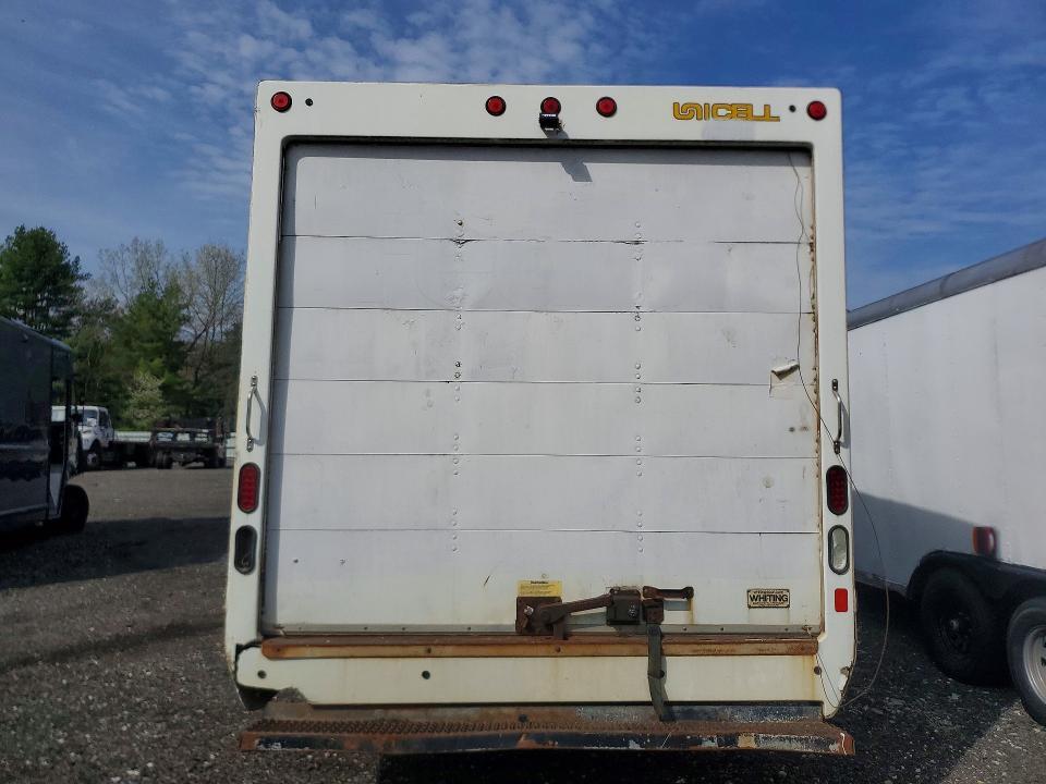 2017 Chev Rolet Express G3500 Delivery Truck