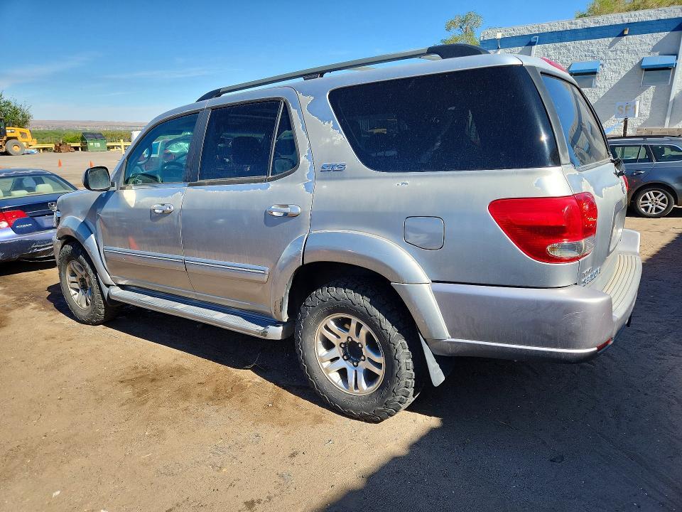 2005 Toyota Sequoia SR5