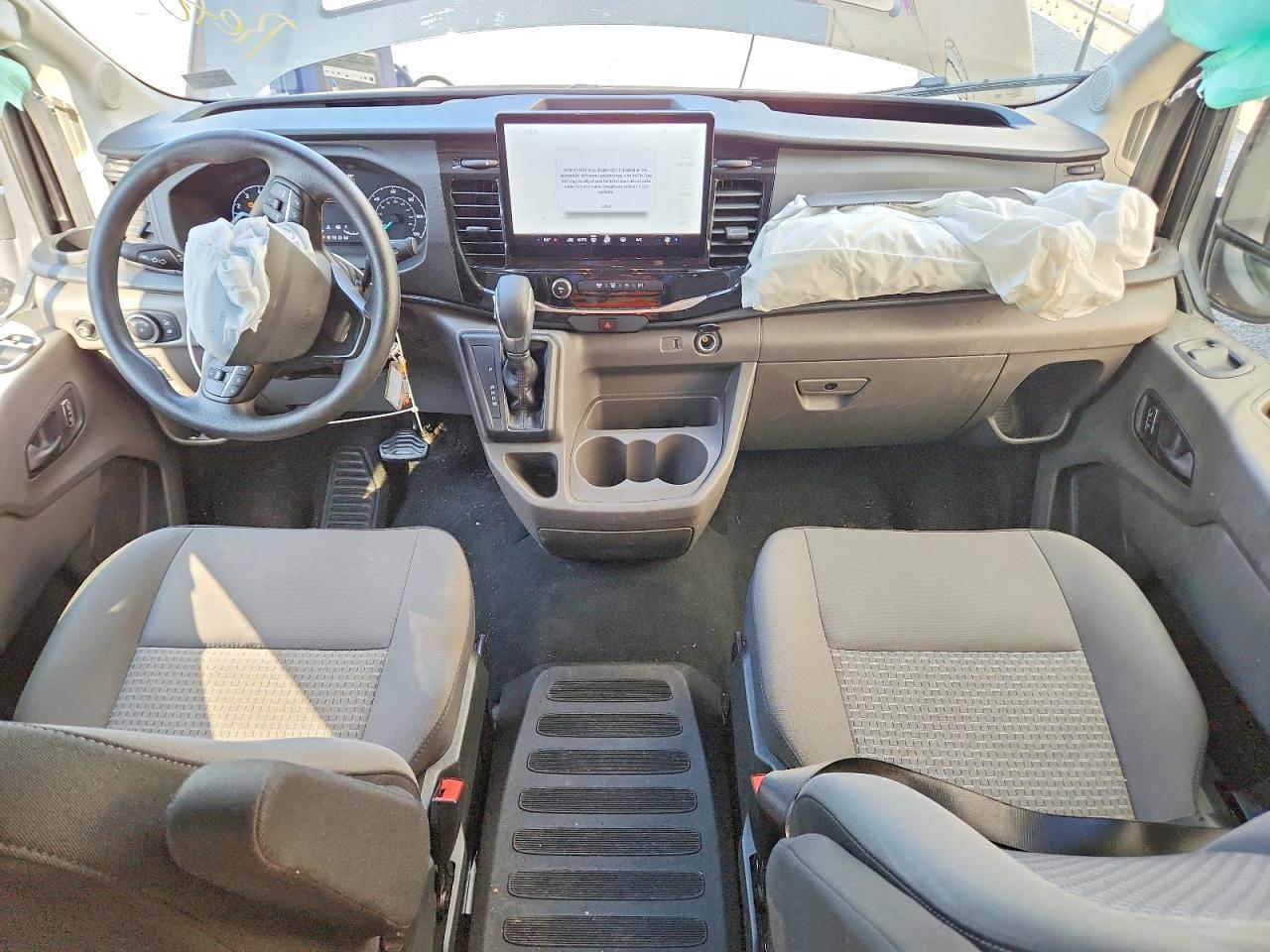 2025 Ford Transit T-350