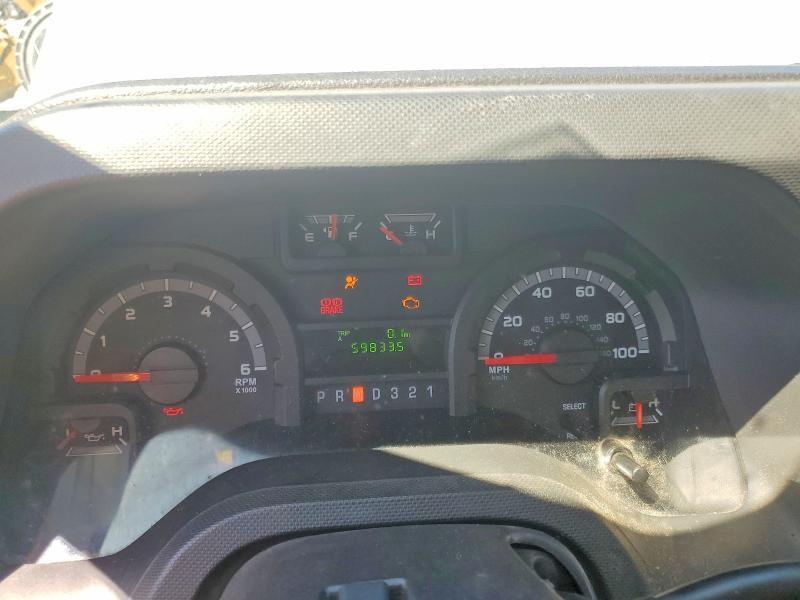 2010 Ford Econoline E350 Super Duty Cutaway Van