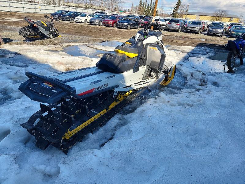 2023 Skidoo Snowmobile