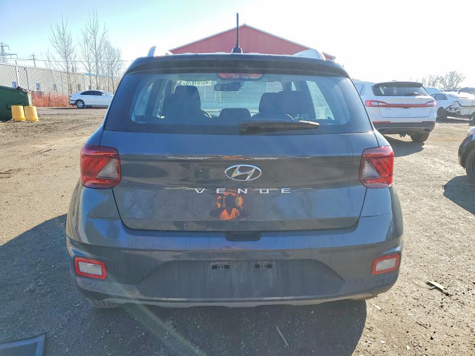 2025 Hyundai Venue sel