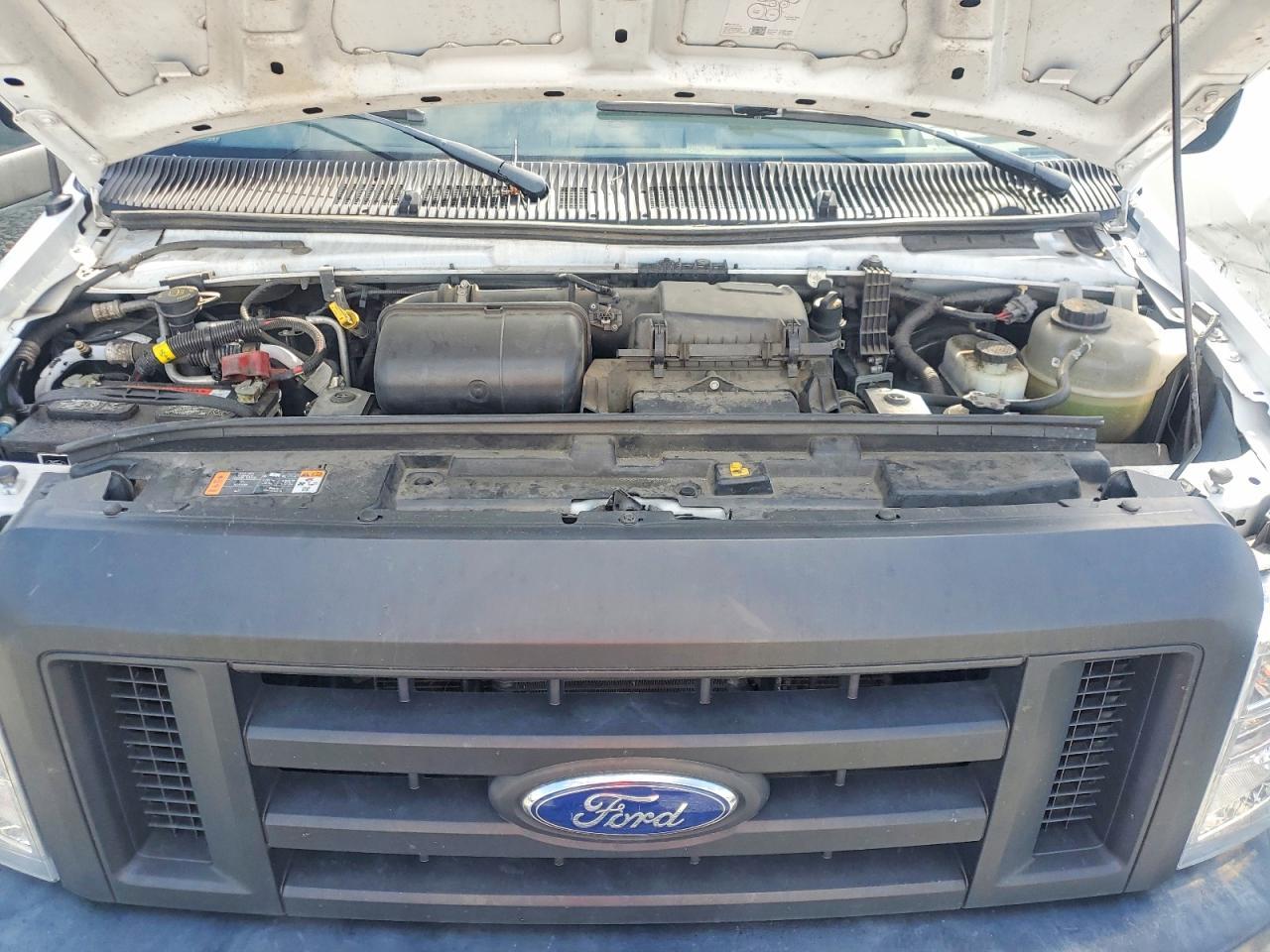 2023 Ford E350 Refrigerated BOX Truck
