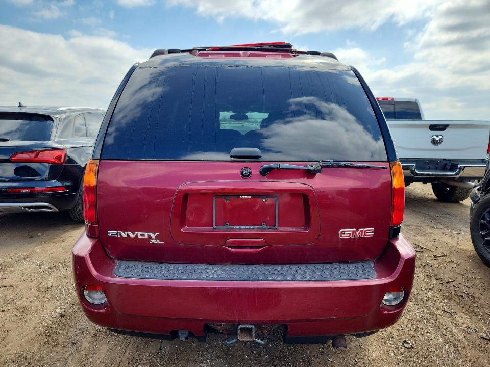 2006 GMC Envoy Denali xl