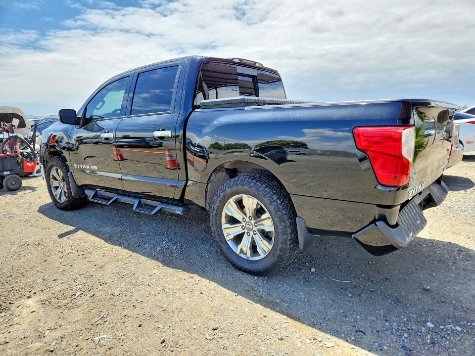 2018 Nissan Titan SV