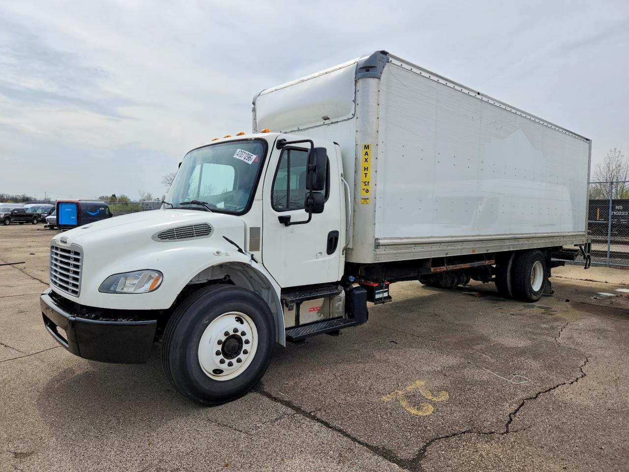 2020 Freigliner 2020 Freightliner Business Class M2 BOX Truck