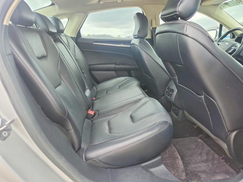 2017 Ford Fusion Titanium hev