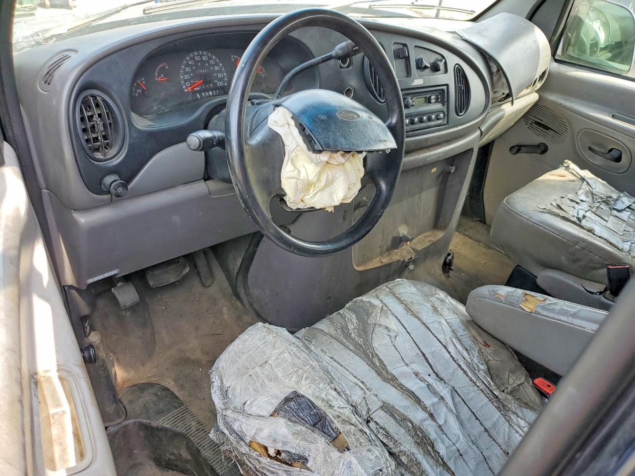 2001 Ford E350 Utility / Service Van