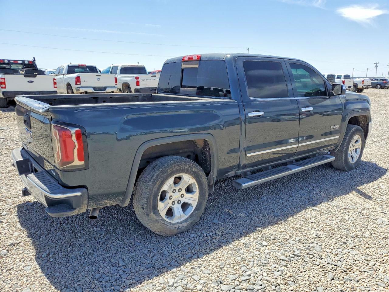 2017 GMC Sierra K1500 SLT