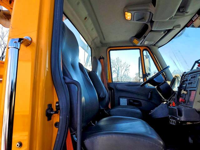 2012 International 4000 4400