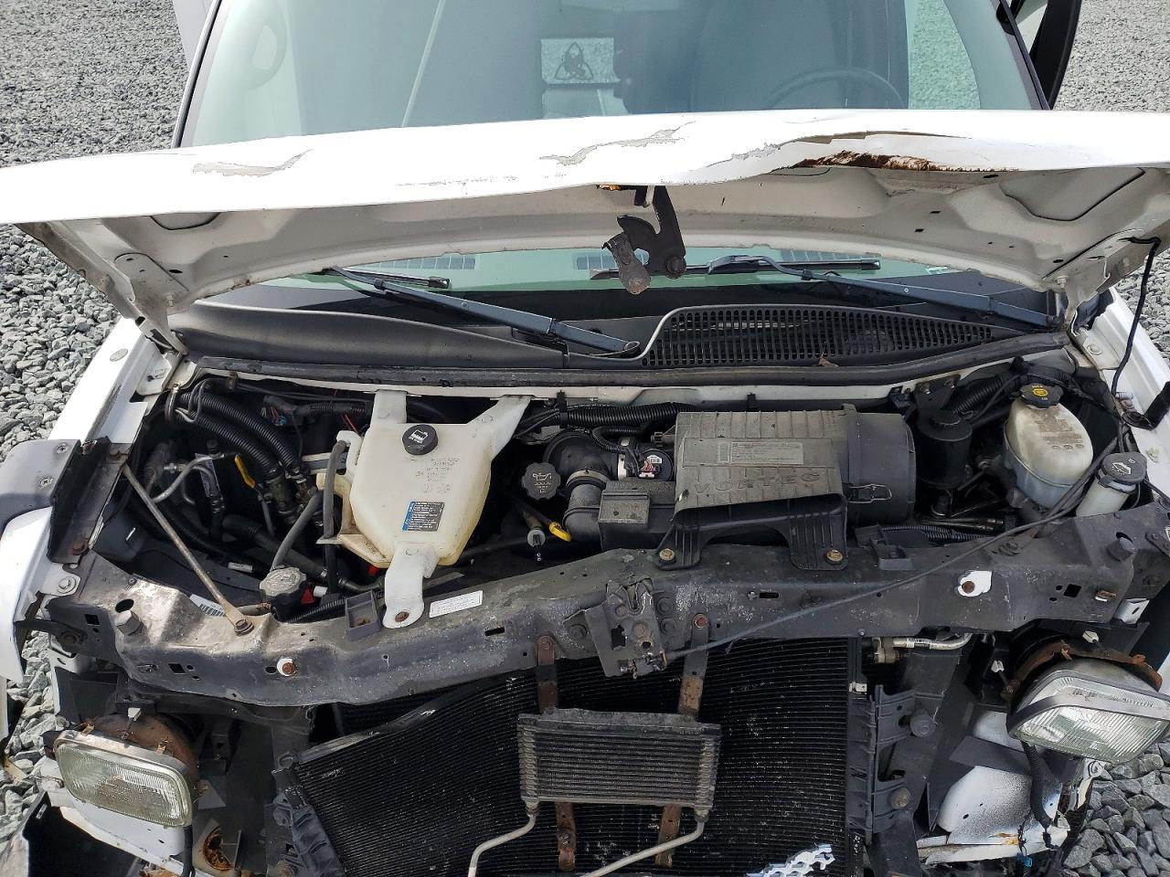 2010 Chev Express G3500