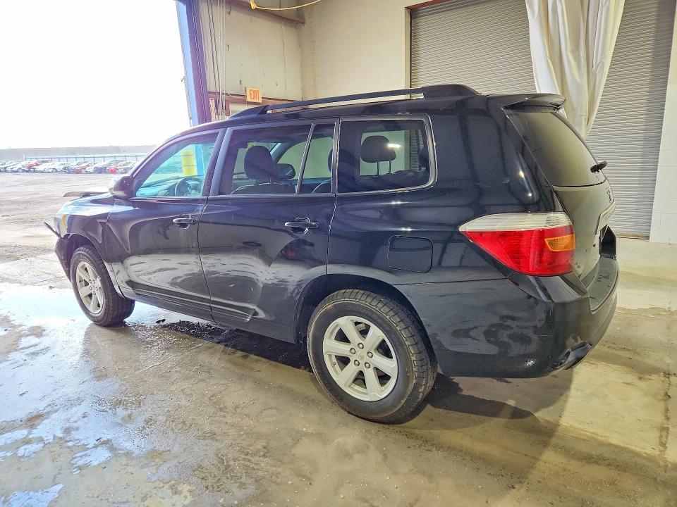 2010 Toyota Highlander Base