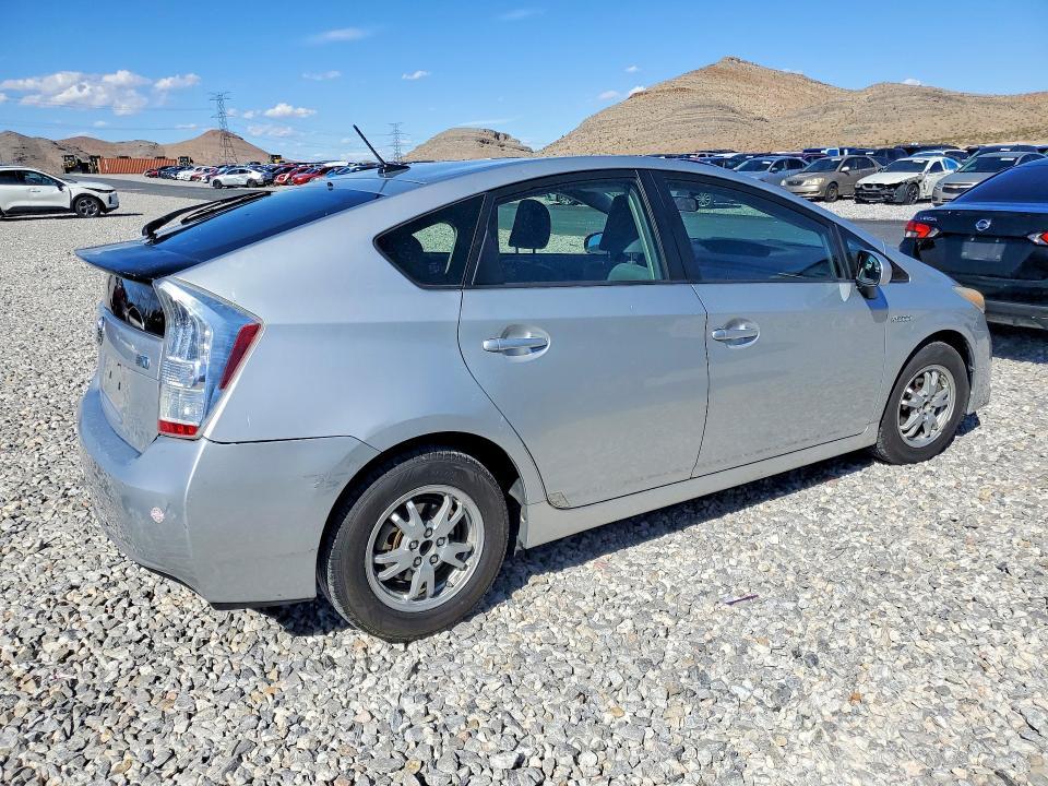 2010 Toyota Prius II