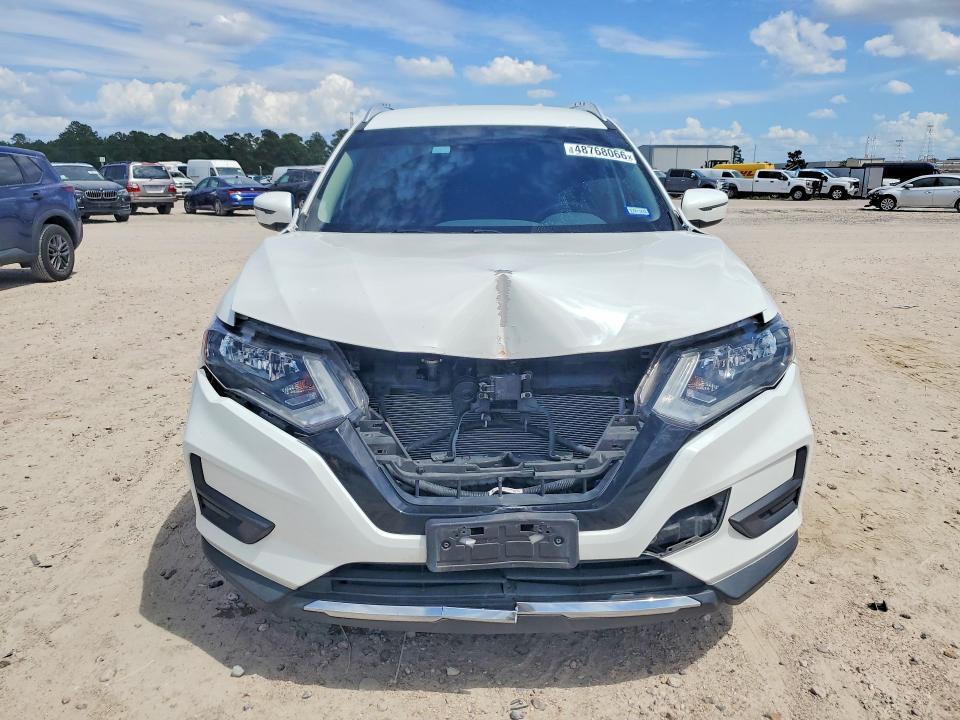 2019 Nissan Rogue sv
