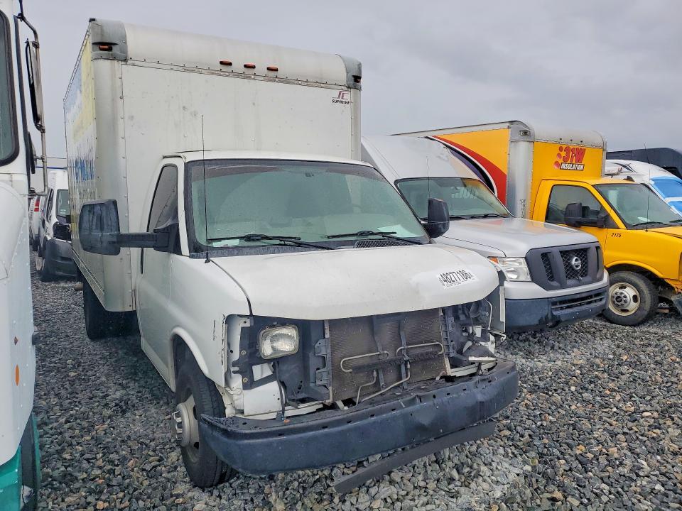 2016 Chevrolet Express BOX Truck