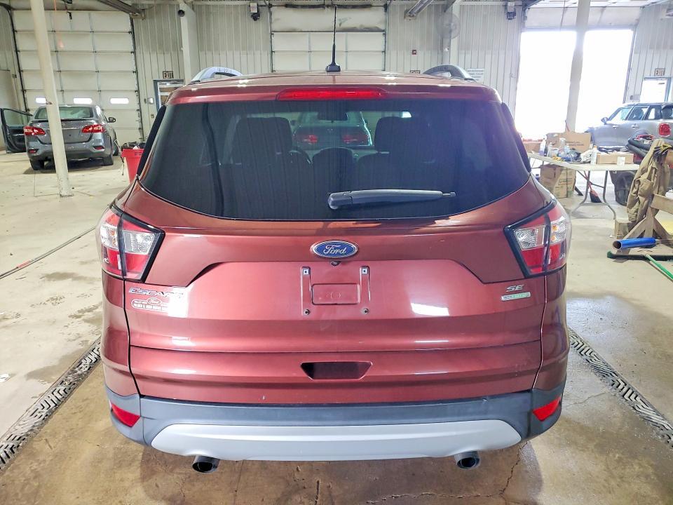 2018 Ford Escape se