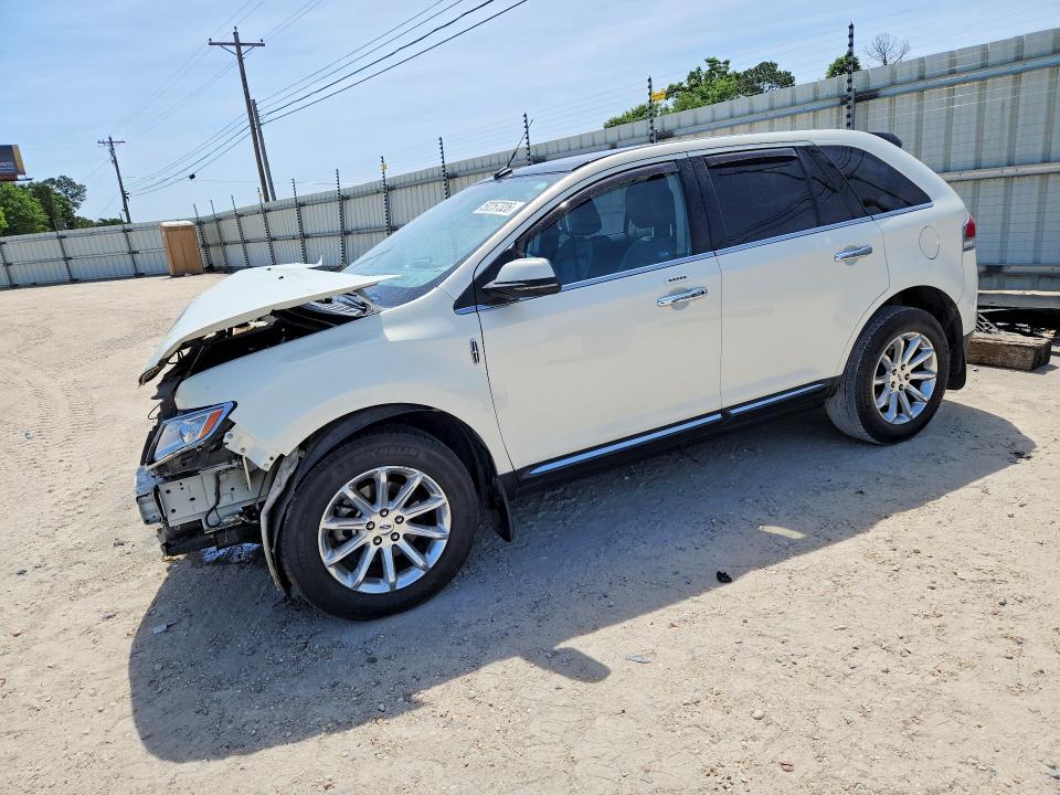 2013 Lincoln Townhouse MKX