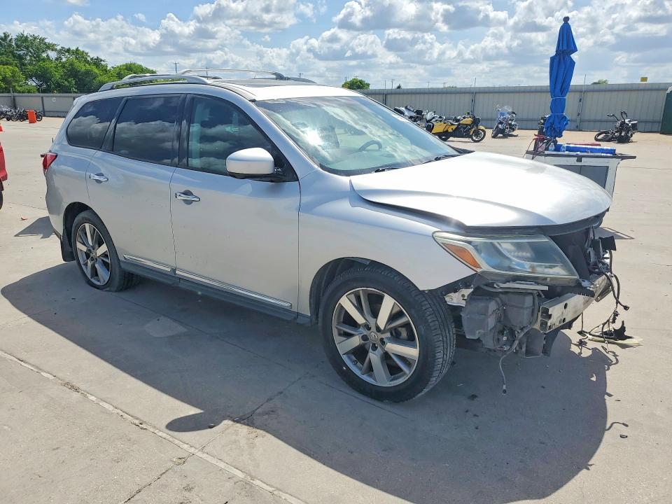 2013 Nissan Pathfinder s