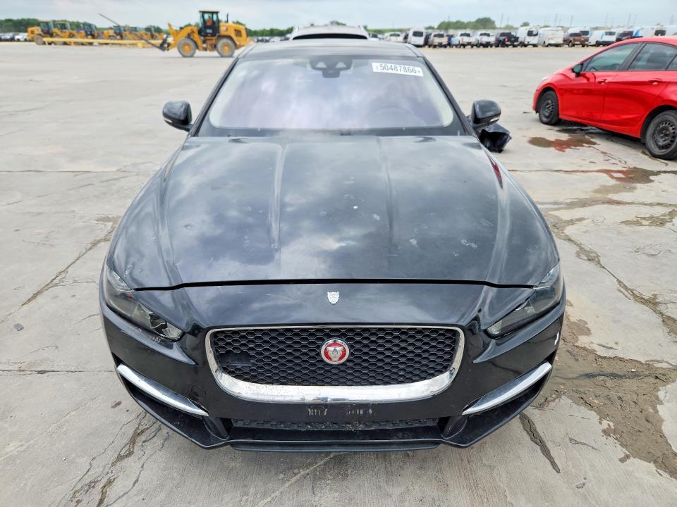 2017 Jaguar Xe Premium