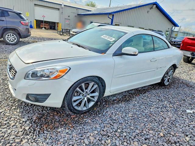 2011 Volvo C70 T5