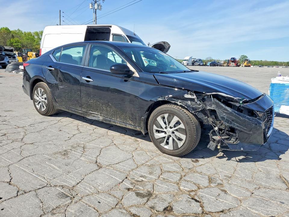 2021 Nissan Altima 2.5 s