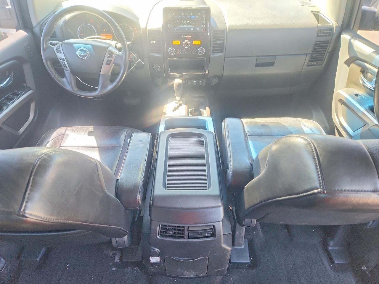 2015 Nissan Titan SL
