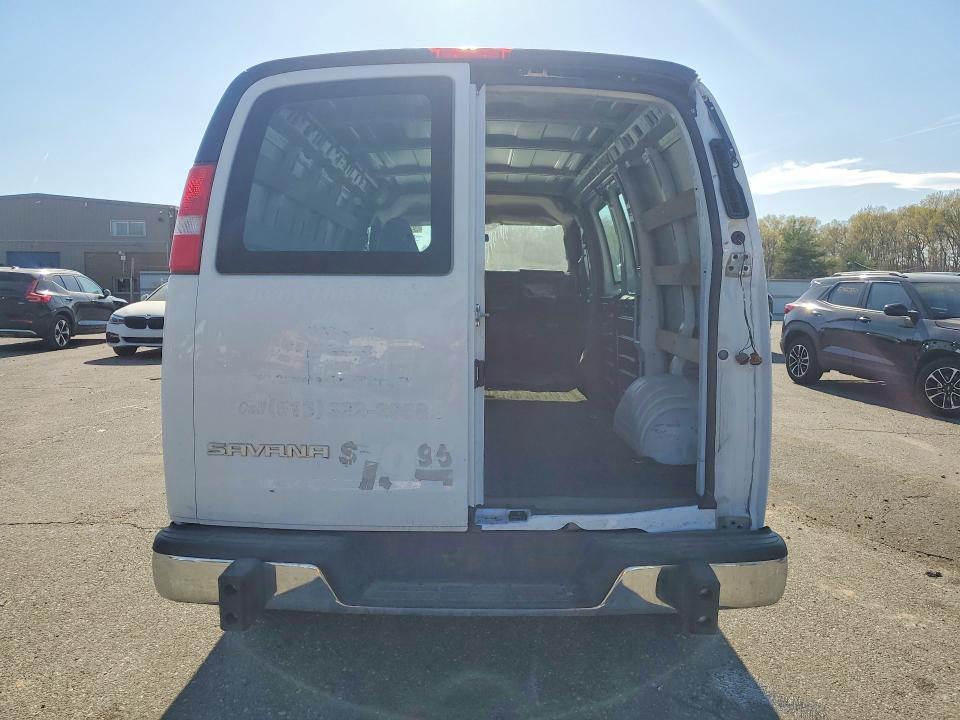 2025 GMC Savana G2500