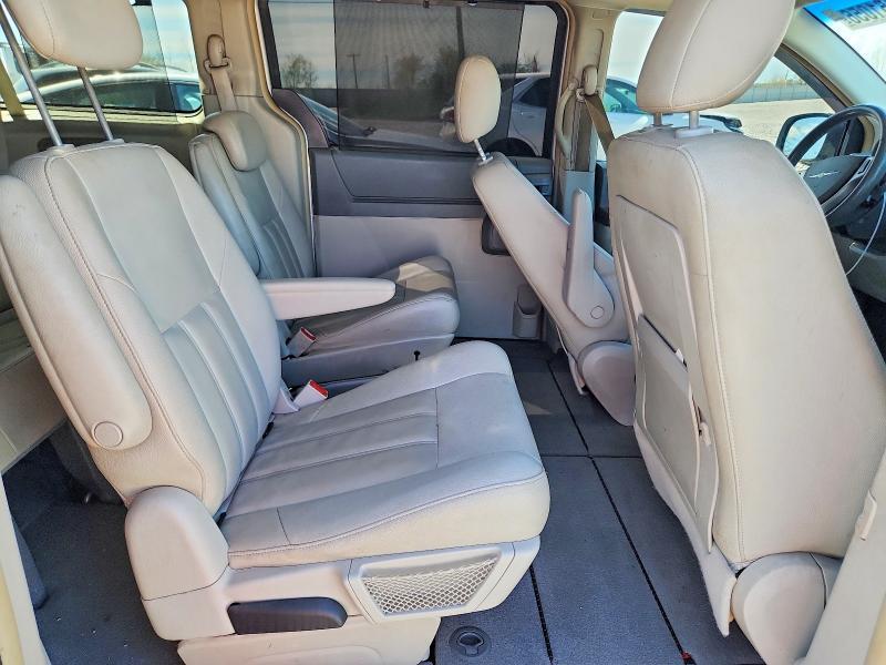 2008 Chrysler Town & Country Touring