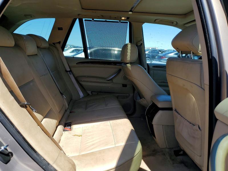2005 BMW X5 3.0i
