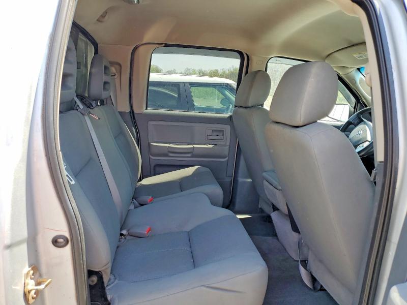 2006 Dodge Dakota Quad SLT