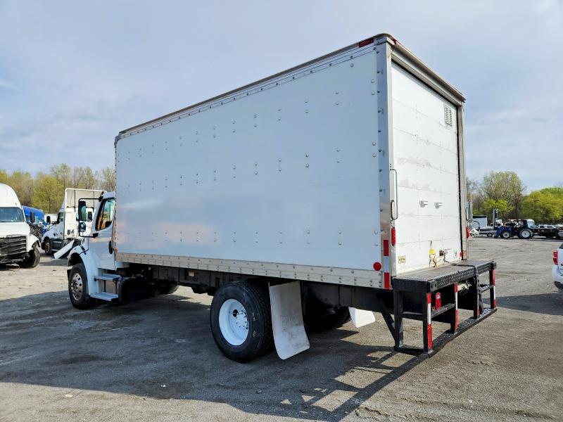 2015 Freightliner Business Class M2 BOX Truck