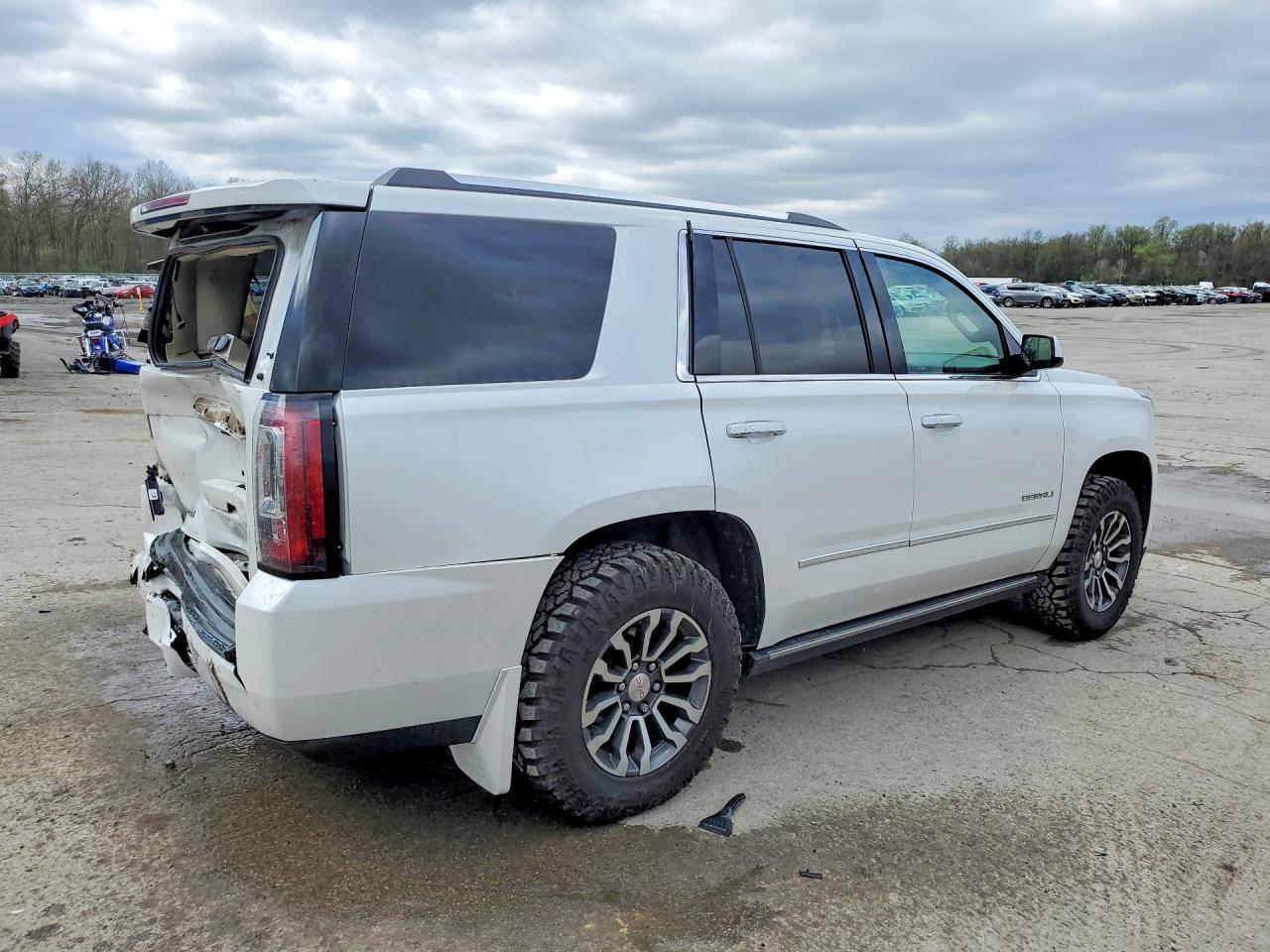 2016 GMC Yukon Denali
