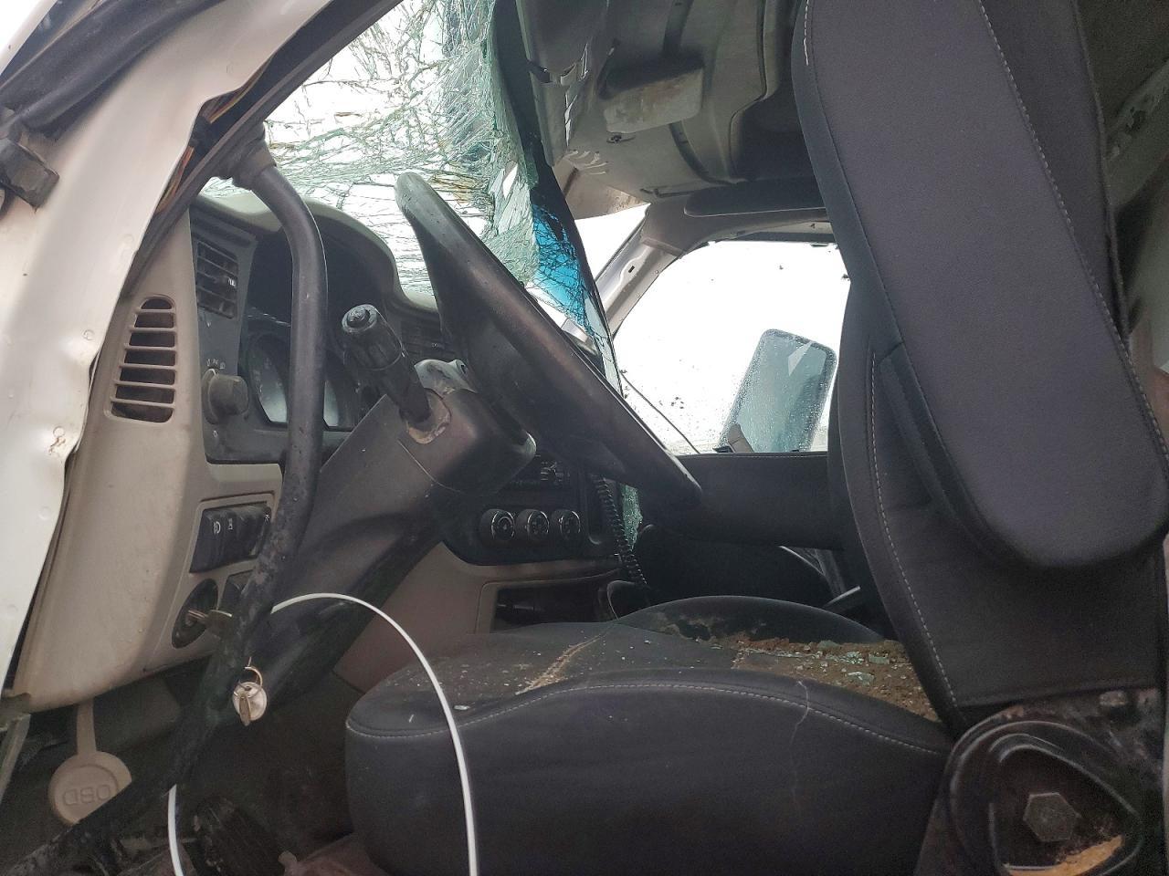 2018 Peterbilt 567