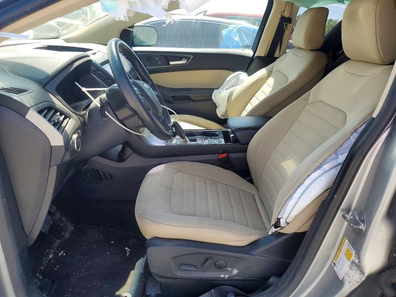2020 Ford Edge se