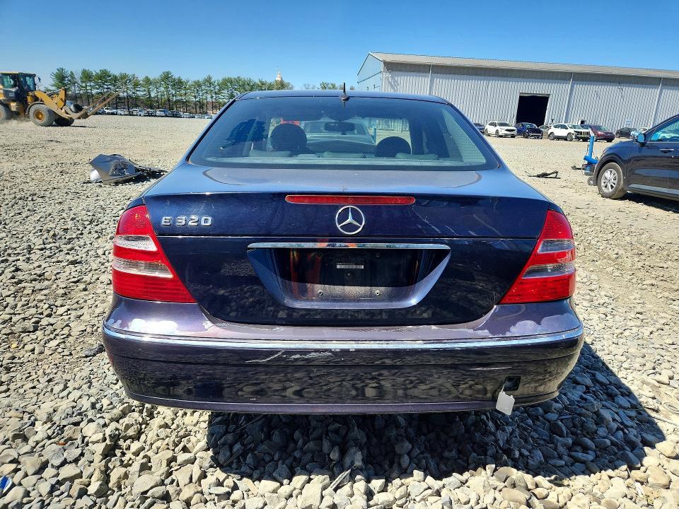 2003 Mercedes-Benz E 320