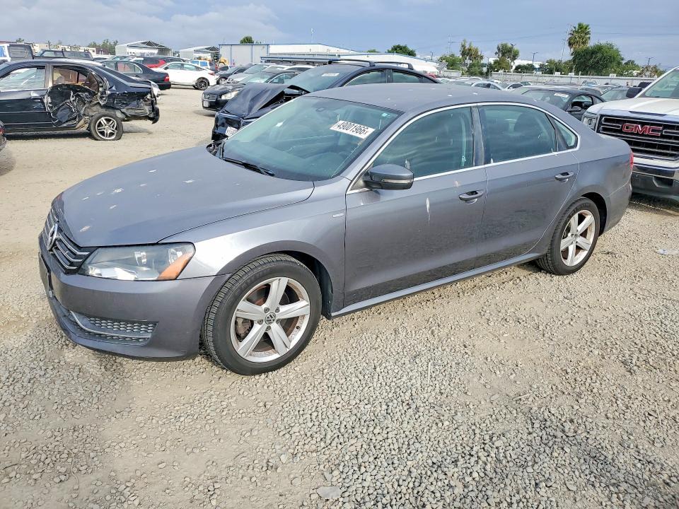 2014 Volkswagen Passat s