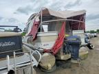 2001 Sun Tracker Boat