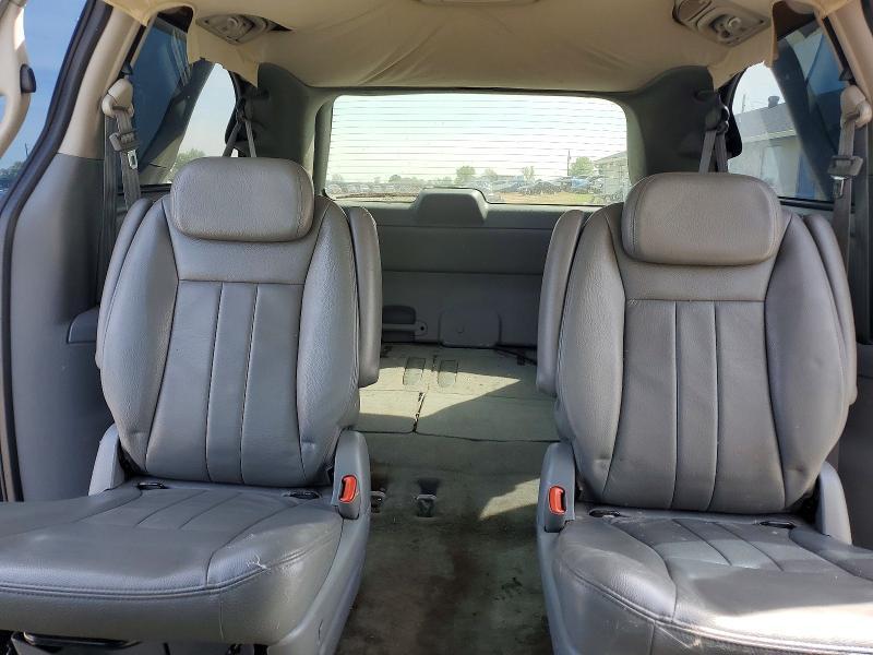 2005 Dodge Grand Caravan sxt