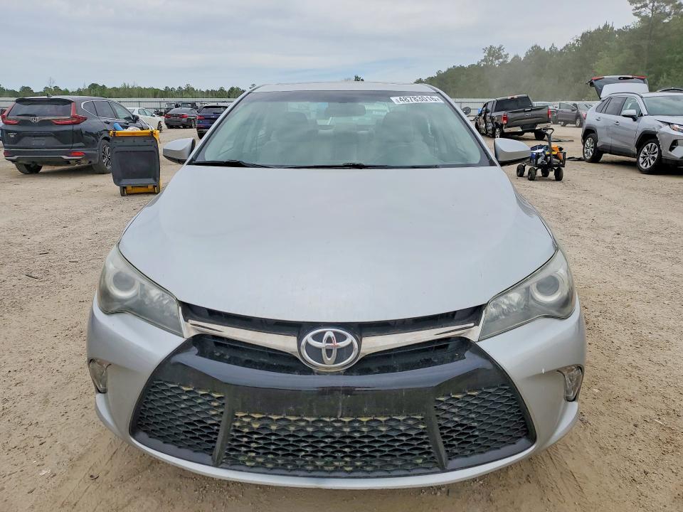 2015 Toyota Camry xse