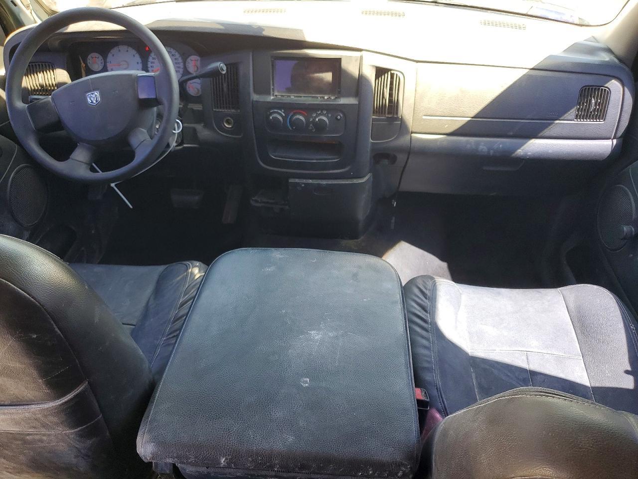 2005 Dodge RAM 1500 ST