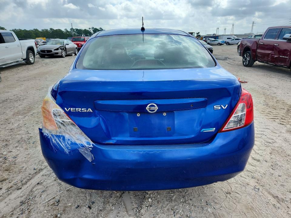2012 Nissan Versa 1.6 s