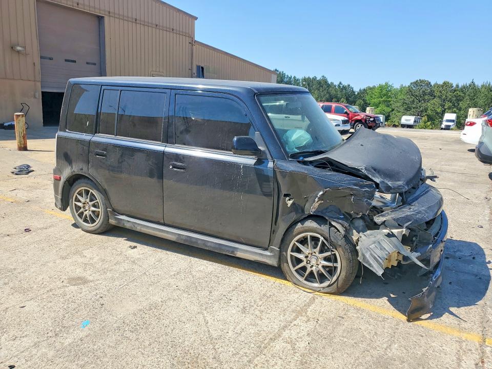 2005 Scion XB