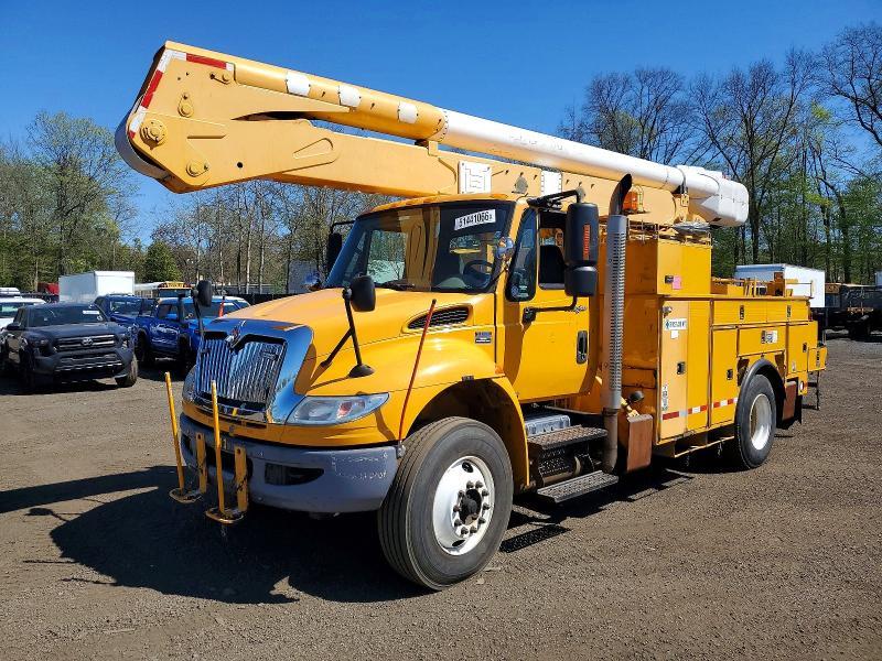 2011 International 4400 Bucket Truck