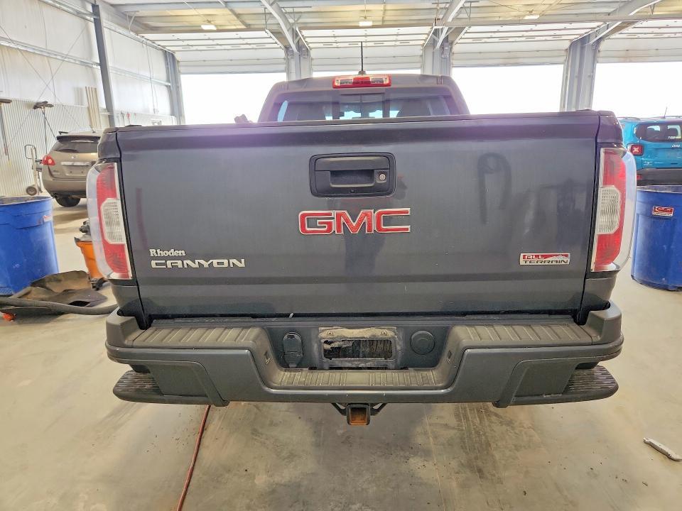 2016 GMC Canyon SLE
