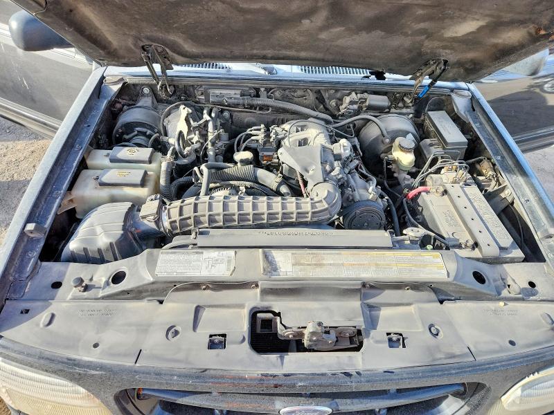 2000 Ford Explorer Sport