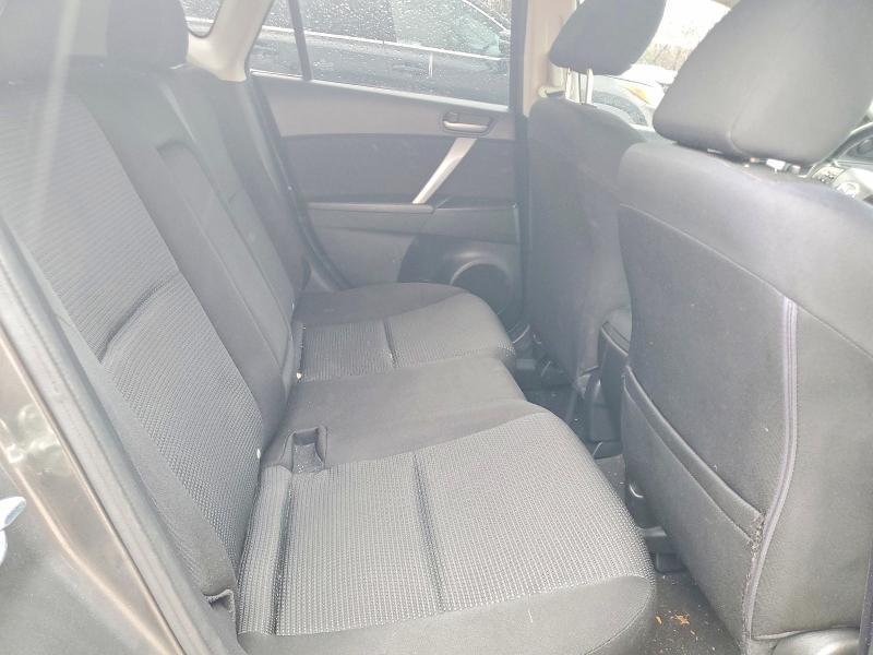 2013 Mazda 3 I