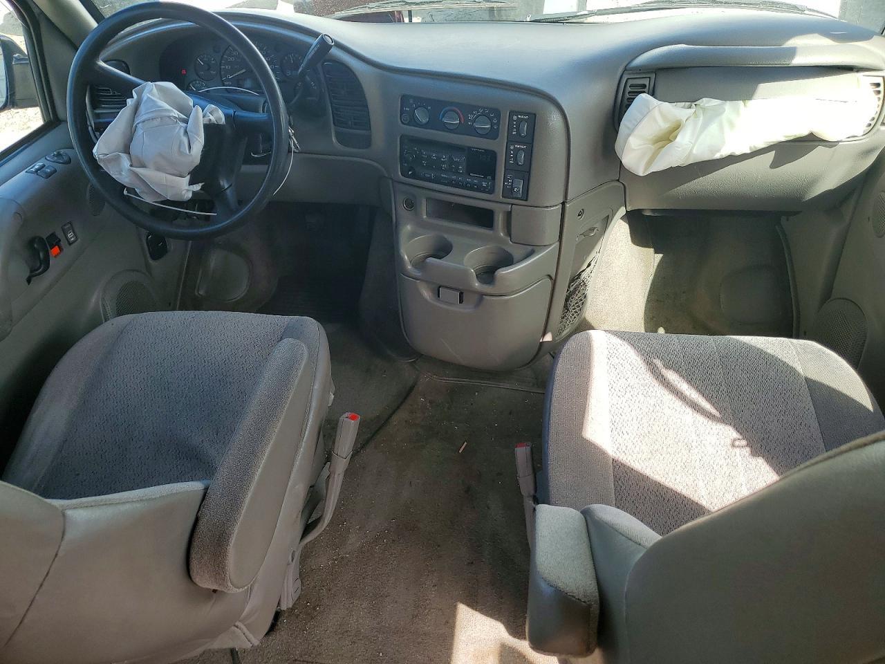 2005 Chev Astro