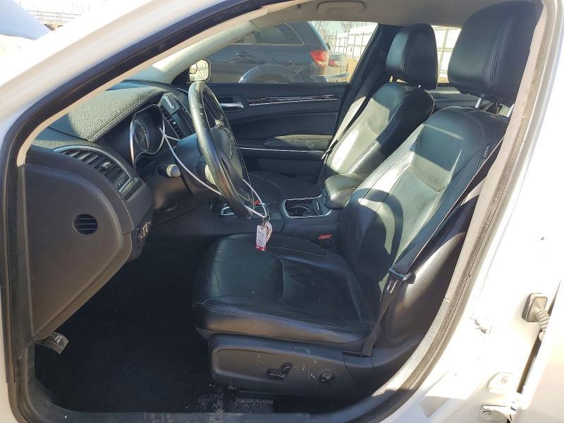 2015 Chrysler 300 Limited